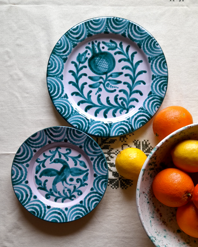 Granada Fajalauza Plate in Green — CASA PLETÓRICA — Handmade